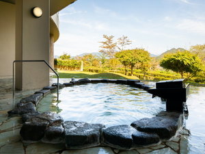 【露天風呂】恵那峡の自然と共に楽しむ露天風呂