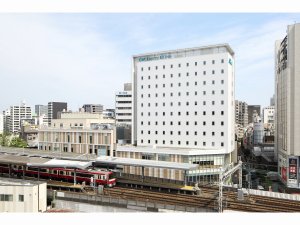 「京急ＥＸイン京急川崎駅前」の【外観】駅ビル「Wing Kitchen京急川崎」3階にフロントがございます。