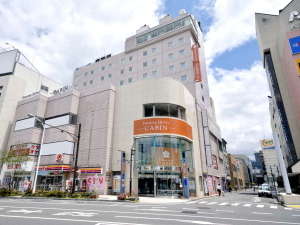 「プレミアホテル-CABIN-松本」の【外観】当ホテルは松本駅目の前、松本バスターミナル隣でございます。