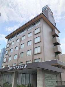 「ビジネス宮崎ロイヤルホテル」の外観