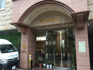 「東横ＩＮＮ徳島駅眉山口」のホテル外観