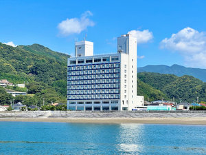 「西伊豆松崎伊東園ホテル」の西伊豆松崎伊東園ホテル駿河湾が一望できる松崎海岸目の前のホテルです。