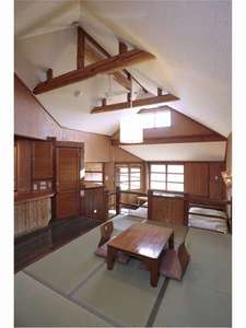 【和洋室】下段が寝室「シングルベット×２」上段は6畳のたたみ敷きです。