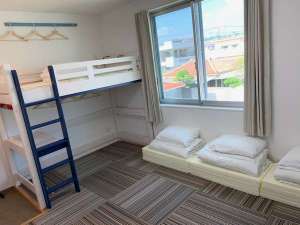 5名部屋琉球畳とロフトベッド