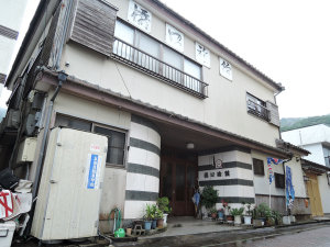 「橋口旅館（五島・若松島）」の*【外観】風光明媚な上五島の景色を眺めて、のんびり島時間をお楽しみ下さい