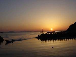 若狭湾に沈む夕日