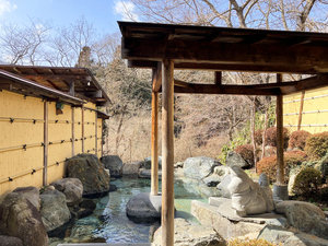 「ささの湯」の男湯＿露天