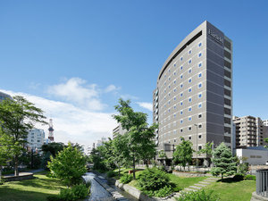 「フェアフィールド・バイ・マリオット札幌」の閑静な創成イースト地区に位置する、好立地のホテル