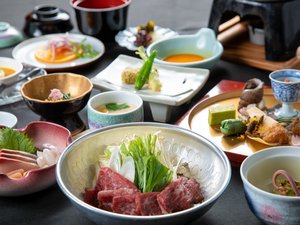 季節の食材を使用した和会席