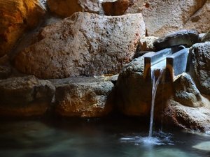 #岩風呂_2022年4月リニューアル♪湯治場として開湯900年以上の歴史ある赤湯温泉★