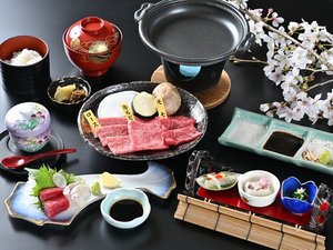 高千穂牛は、お肉がやわらかく、脂に甘みがあり、芳醇な味わいを楽しめるのが特徴です。