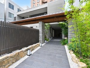 「グランドベース広島平和公園前」のホテル入り口