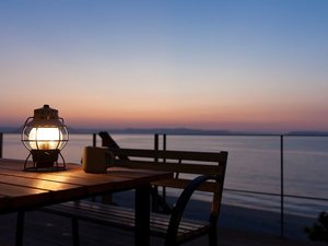 「ＣＯＤＥ　ＲＯＯＭＳ　ＩＴＯＳＨＩＭＡ」の暮れる海を、ただ眺めて。