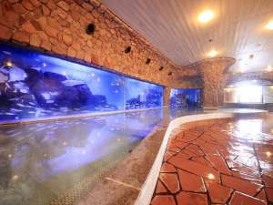 海底温泉「お魚風呂」1階