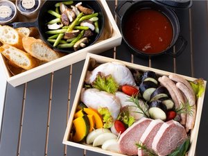 山口県のお肉だけを使ったBBQおせち。全て山口県産の上質なお肉をご用意しております。