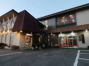 「旅館　近江屋」の北杜市のほっこり宿「近江屋旅館」。美味しい食事と、あたたかなサービスでお客様をおもてなしします。