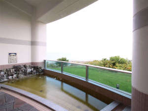 *露天風呂一例／日本海の水平線を目の前に、解放感あふれるロケーションで温泉を満喫！