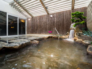「天然温泉　湯元・大納言秀長の湯　スーパーホテル奈良・大和郡山」の露天風呂は土曜日のみ女湯となります
