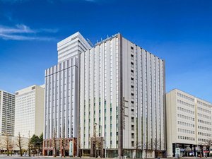 「三井ガーデンホテル札幌」のJR「札幌」駅南口より徒歩4分、観光・ビジネスの拠点として恵まれたロケーション。