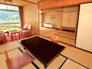 日本庭園や飛騨川に面したおすすめのお部屋♪９畳+６畳の二間でゆっくりお寛ぎ頂けます♪