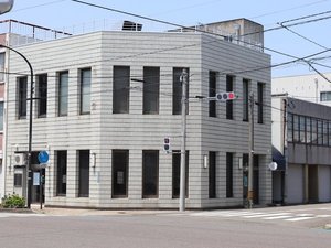 「FUJIONE　HOSTEL」の建物外観