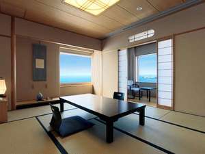 49階。71.9平米のスイート。「和室」。関西国際空港向きのベストビューで浴室からの夜景を愉しめます。