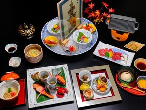 高山祭をイメージした会席料理は、味はもちろん見た目にも華やか♪