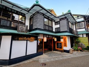 「登録有形文化財の宿　木屋旅館」の創業明治元年。国指定登録有形文化財の古き良き湯の宿