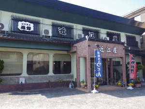 「ビジネス旅館　近江屋」の*中山道の宿場町「愛知川」にある家庭的な宿です