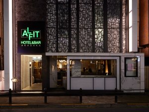 「ALFIT　HOTEL　&　BAR　AKASAKA」のホテル外観