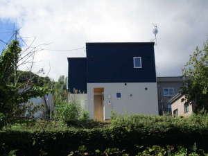 「小樽日和」の小樽日和の全景　2021/7完成の新築家屋　小さな宿です