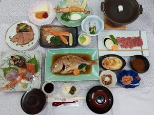 板長イチオシ！1泊2食付きプランの一例です。仕入れ状況によりメニューが異なります。