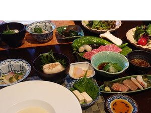 お料理は日替わりでボリュームに自信あり