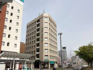 「ホテル京福　福井駅前」の福井駅東口から徒歩1分、ビジネスや観光地の拠点として最適