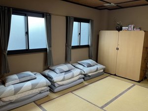 ・【ファミリールーム3】定員5名のお部屋でグループや大人数家族でもＯＫ！