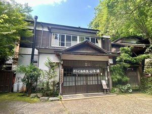 「かぶと湯温泉　山水楼」の□かぶと湯温泉　山水楼　外観