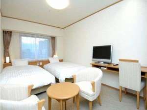 ◆【客室】『ツインルーム』　広さ21.8平米　ベッドサイズ横１１５ｃｍ×縦２０５ｃｍ（２台）
