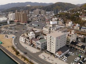 「さくらホテル尾道駅前」のホテル　外観　駅方面