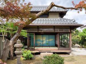 「ＳＡＫＡＩＮＯＭＡＨＯＴＥＬＨＡＭＡ旧福井邸」の築80年のお屋敷をリノベーション