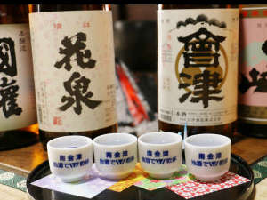 4種類をちょっとづつ地酒の飲み比べ