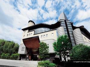「有馬温泉　月光園　鴻朧館」の観光経済新聞社主催「250選の宿」に5年連続５つ星旅館に認定されました。