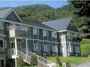 「湯元ニヤマ温泉ホテル　ＮＫヴィラ」の北海道の玄関口である函館から程近く、大野平野の奥にその宿はあります