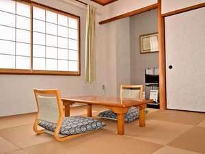 【和室８畳】（喫煙可）琉球畳に模様替え致しました