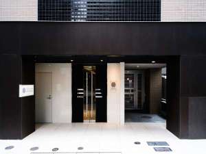 「ホテルアクサス日本橋　（HOTEL　AXAS　NIHONBASHI）」のホテル正面