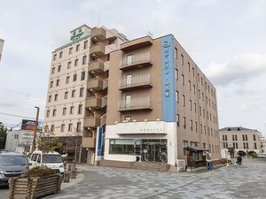 「ホテルオレール西条」の外観