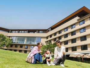 「箱根ホテル小涌園」の大自然の中の澄んだ空気が心地よい