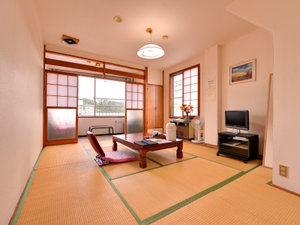 *和室8畳（客室一例）/グループやファミリーにオススメ！畳のお部屋で団欒のひと時をお過ごし下さい。