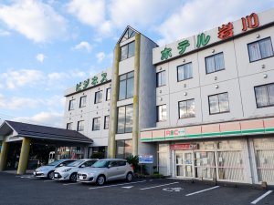 ビジネスホテル岩川