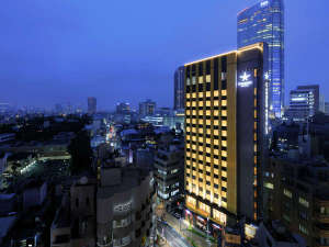 「CANDEO　HOTELS（カンデオホテルズ）東京六本木」の外観