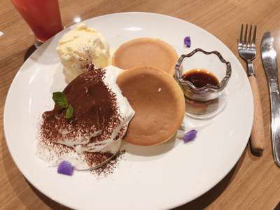 ふわふわのパンケーキのご紹介 天然温泉プレミアホテル Cabin 帯広のブログ 宿泊予約は じゃらん ふわふわのパンケーキのご紹介 天然温泉プレミアホテル Cabin 帯広のブログ 宿泊予約は じゃらん